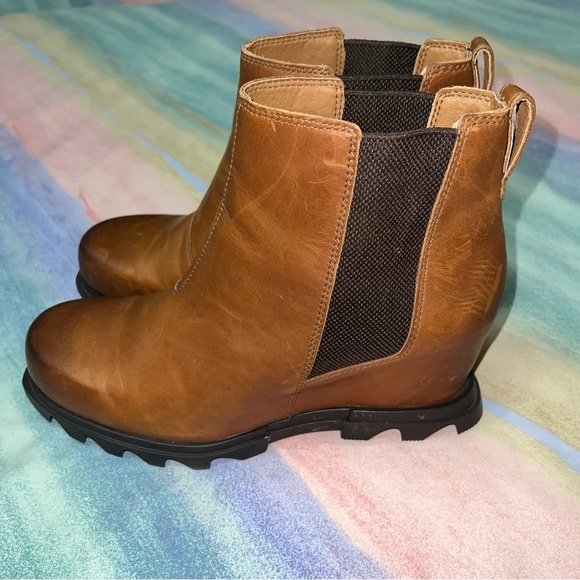 Sorel Women's Joan Of Arctic Wedge II Chelsea Boot Brown, Size 11 - Picture 2 of 9